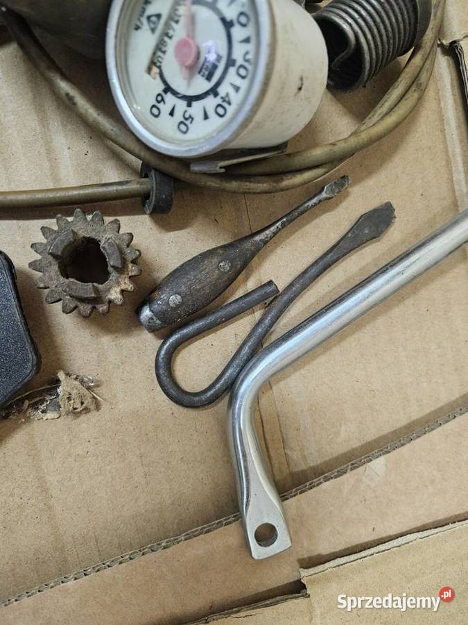 Części Romet Motorynka Komar Lampa Uchwyt Wałek Kłodawa