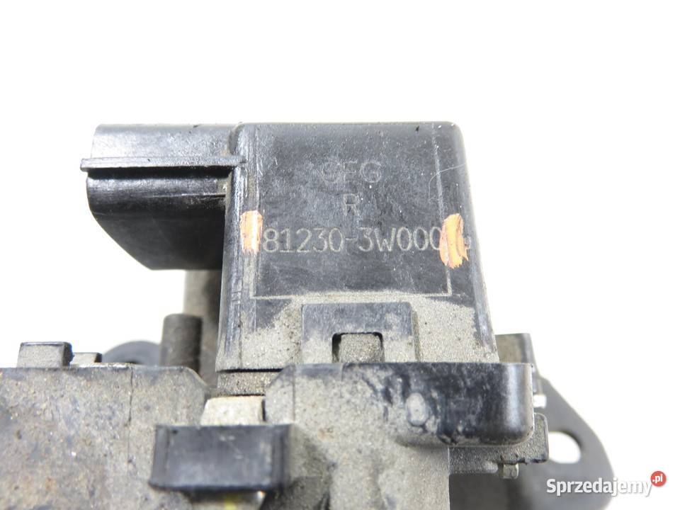 ZAMEK KLAPY KIA SPORTAGE III SL 812303W000