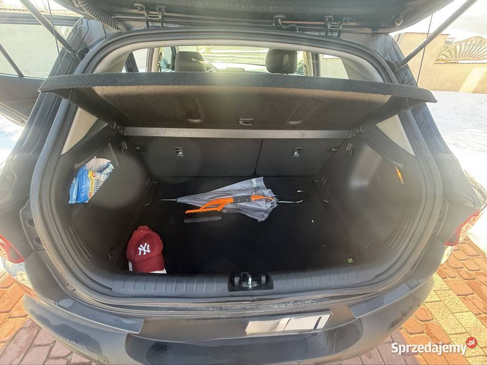 KIA Stonic z Polskiego Salonu benzyna małopolskie Wojnicz