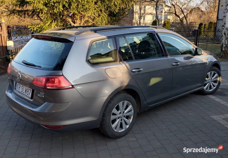 Sprzedam Volkswagen Golf Kombi16 TDI BlueMotion kupiony w polskim salonie Kraków