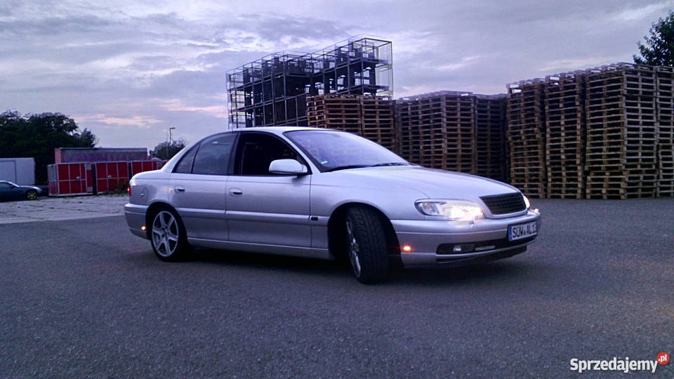 Opel omega 32 sport lakier metallic
