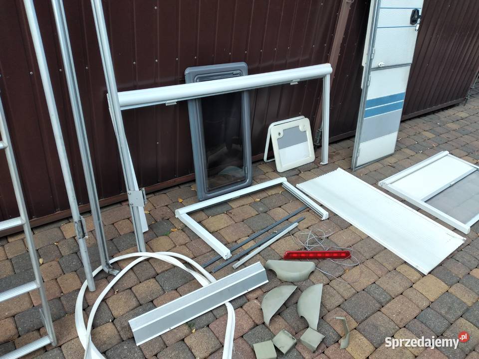 Hobby 450 2002r lampa stop Złoczew