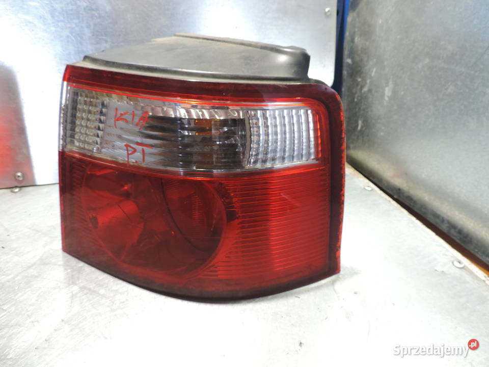 LAMPA PRAWY TYŁ KIA CARENS II Nowy Sącz