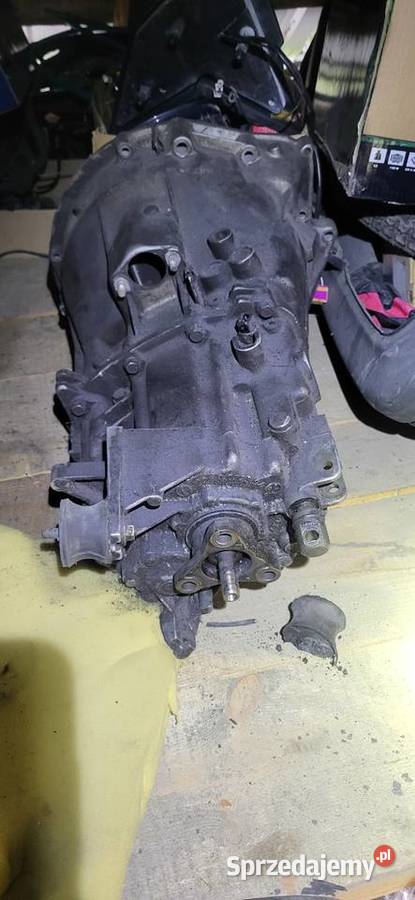 Sprzedam skrzynie biegów bmw e39 25 benzyna