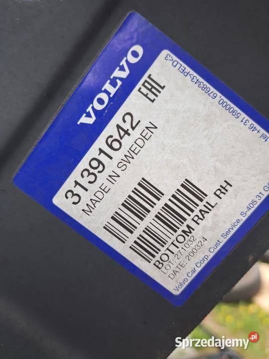 Próg prawy Volvo V40 II 31391642 20122019 Progi