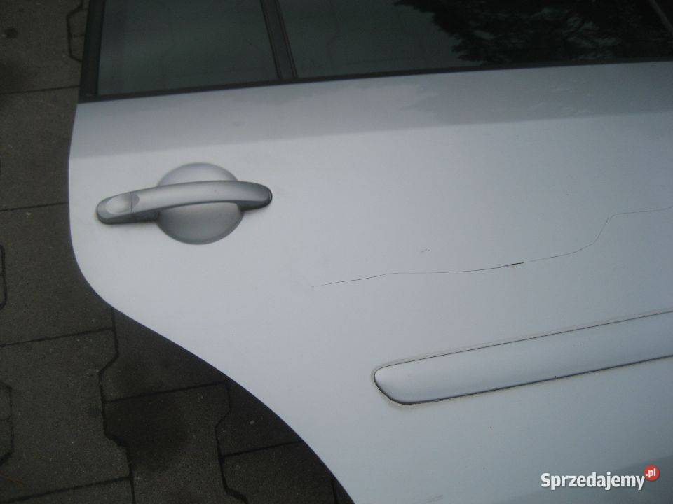 vw touran 0309r drzwi tył prawe kod lakieru LA7W Rakoniewice