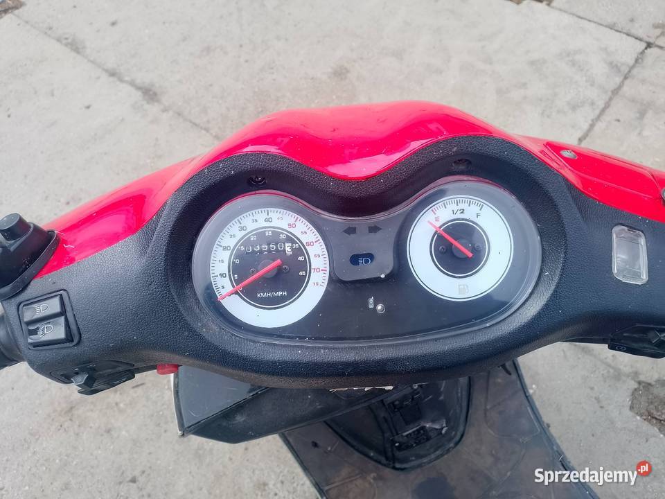 Skuter Zipp quantum Uchanie