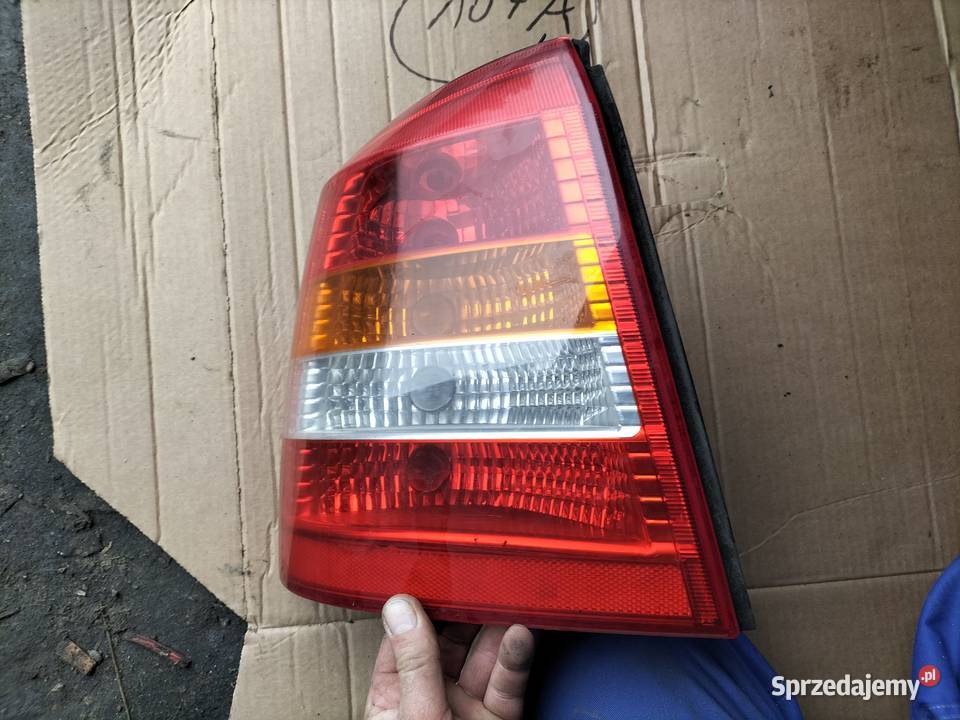 OPEL ASTRA G LAMPA TYŁ TYLNA LEWA