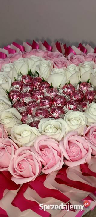 Bukiet jadalny Lindor 40 Różowy urodziny mazowieckie Warszawa