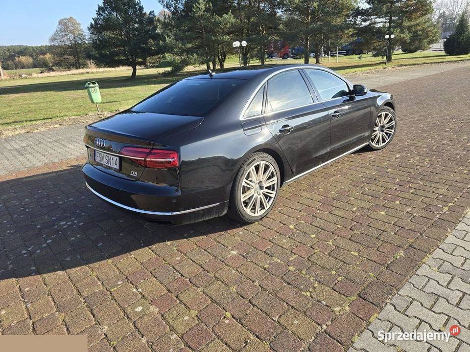 Audi A8 30 TDI 258 clean diesel Quattro koniec Poźrzadło