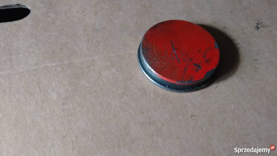 Mf 70 dekielek 482 Stalowa Wola