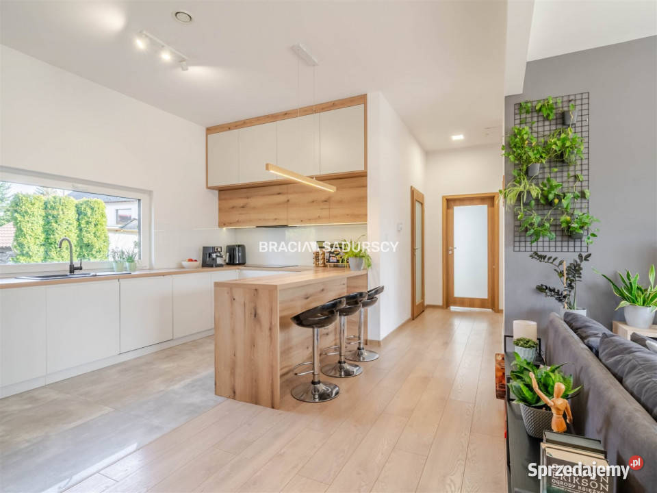 Dom Proszówki 1229m2 Rok budowy 2022