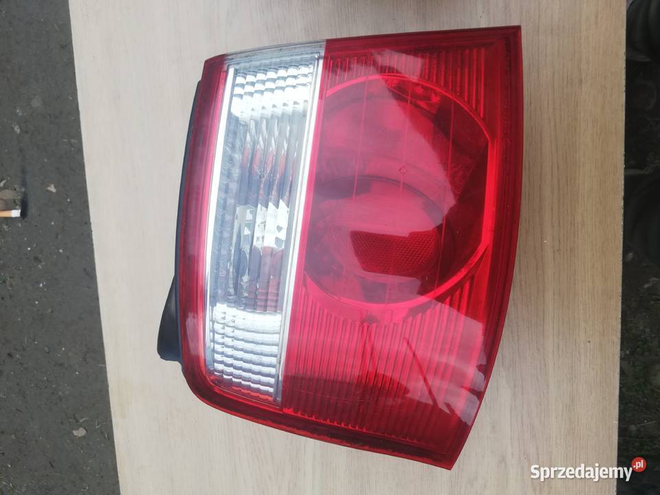 Kia carens ii 2 lampa tył tylna prawa lewa