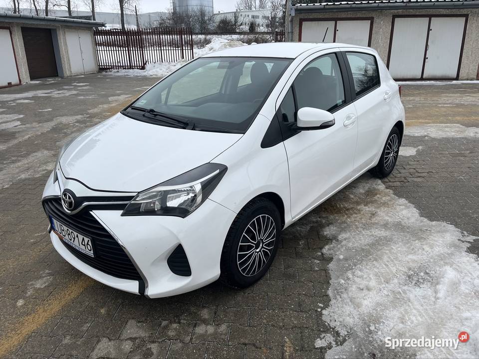Toyota Yaris benzyna 5 drzwi salon Polska Świdnik sprzedam