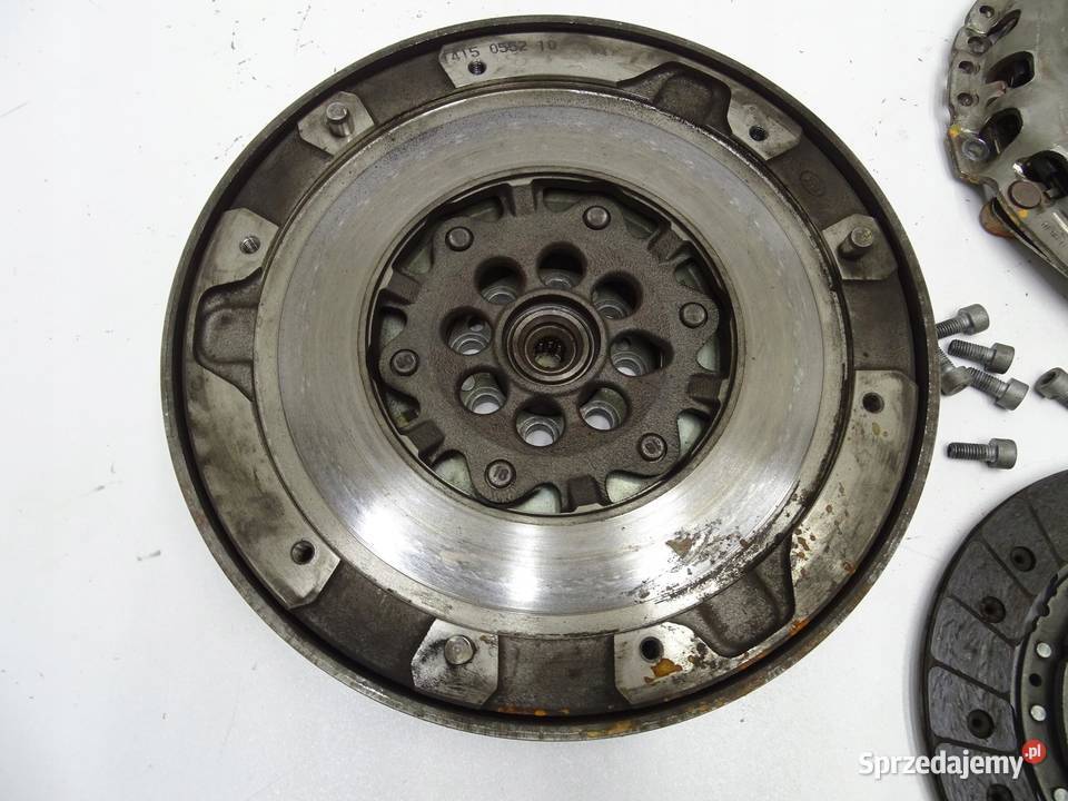 SPRZĘGŁO DWUMAS 20 D N47 143 BMW E81 E87 E90 E91 osobowe sprzedam