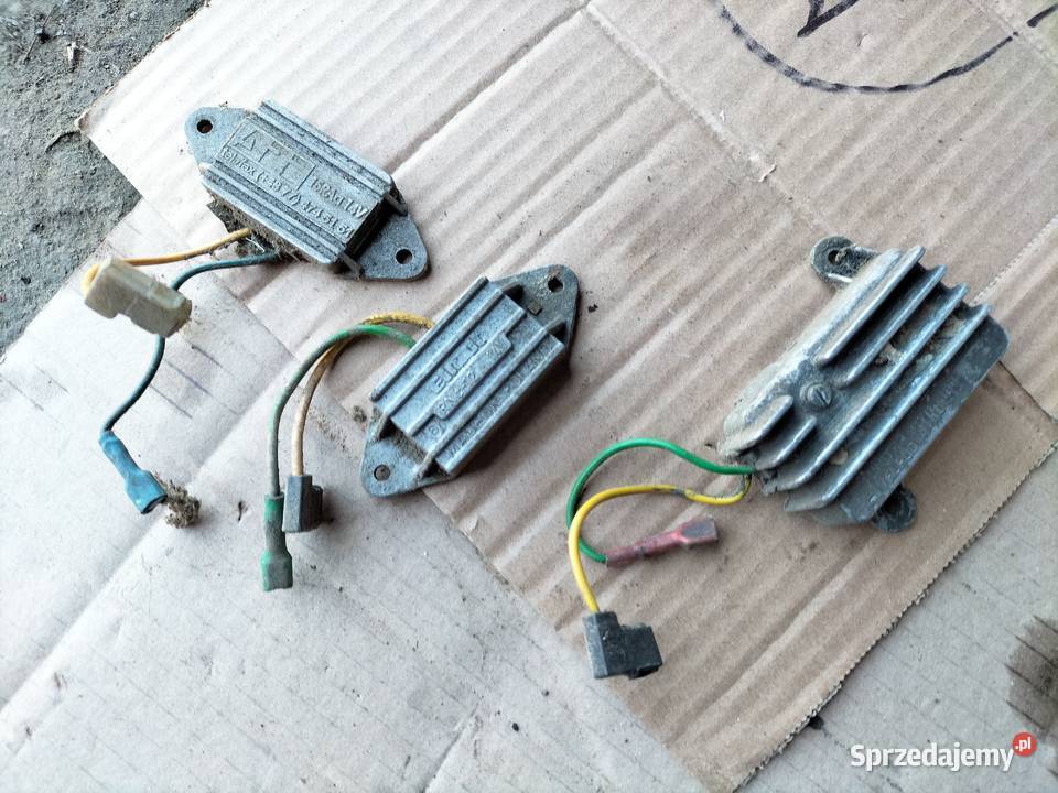 FIAT 126P MALUCH REGULATOR NAPIĘCIA Kamień-Kolonia