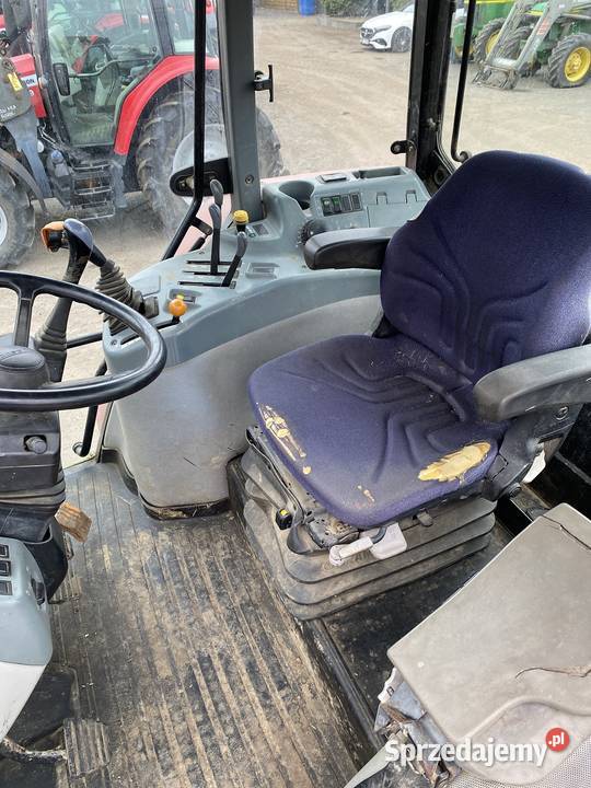 ciagnik CASE Maxxum MX100 ladowacz Quicke Biała