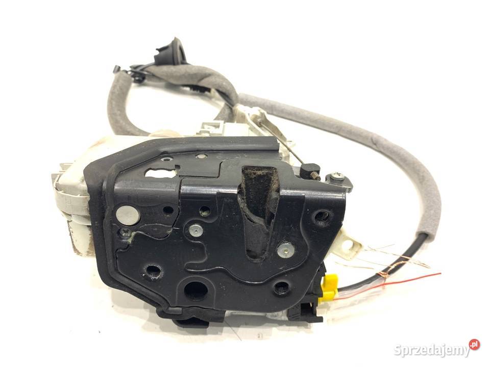 ZAMEK DRZWI LEWY PRZÓD AUDI Q7 4M SUV 8J1837015E