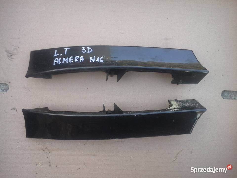 Nissan Almera N16 listwa pod lampę tył