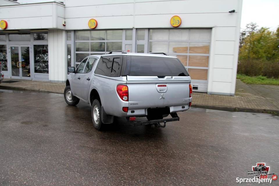 Mitsubishi L200 Zabudowa Hardtop 11 osobowe