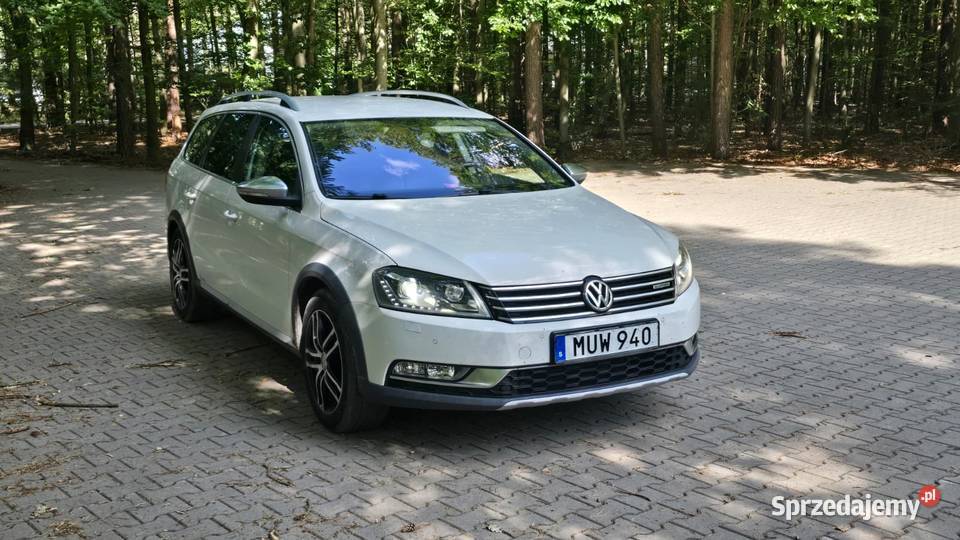 Volkswagen Passat Alltrack 20 B7 TDI 170 DSG 4x4 nieuszkodzony Warszawa