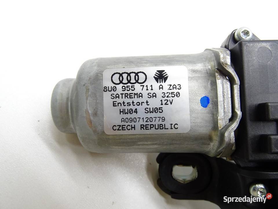 SILNICZEK WYCIERACZKI TYŁ TYLNEJ AUDI Q3 8U