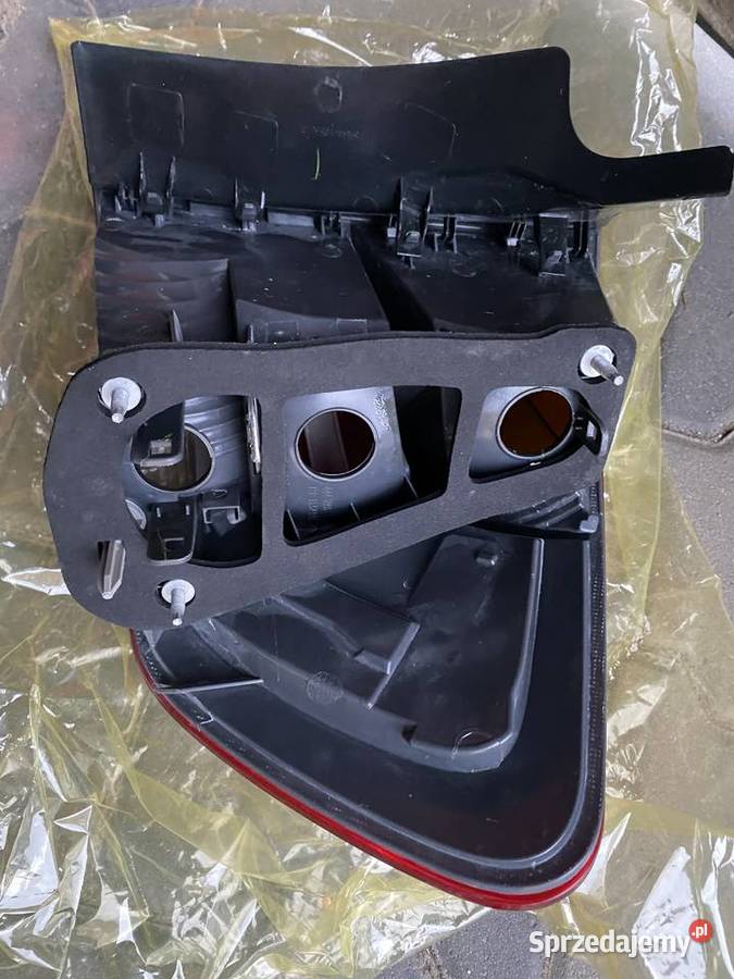 Lampa BMW X1 tył osobowe Lampy tylne Wieruszów