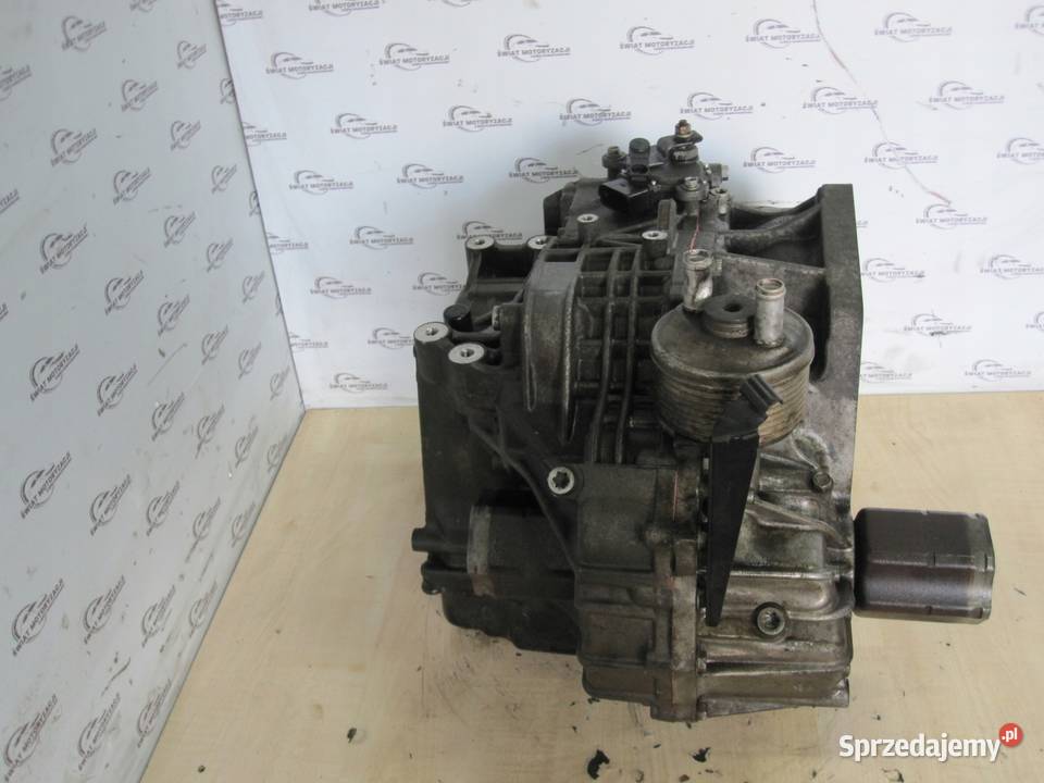 TOURAN PASSAT GOLF OCTAVIA A3 20 FSI 08r 176 osobowe Kielce