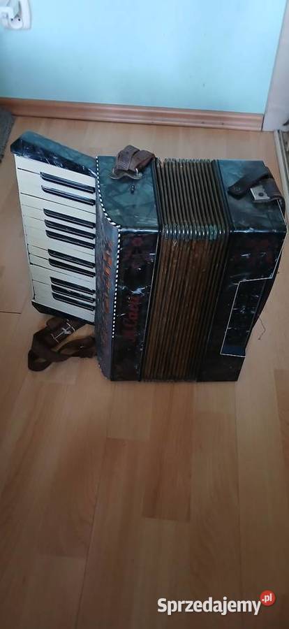 Kolekcjonerski akordeon M Carli MK