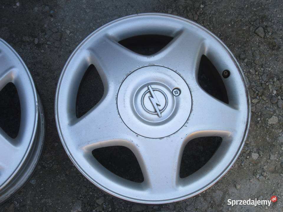 Felgi aluminiowe 4x100x15 Opel lubelskie Tomaszów Lubelski