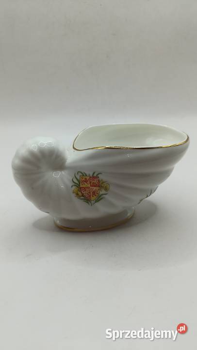 Wazon naczynie sosjerka w kształcie muszli Porcelana i szkło lubelskie Zamość