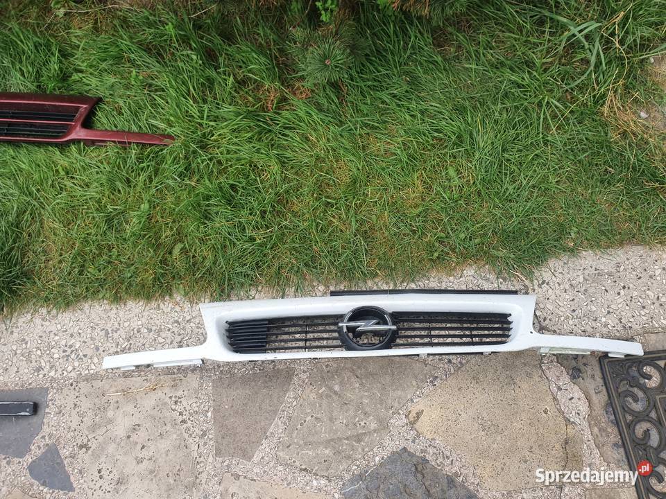 Grill atrapa chłodnicy Opel Astra F 9502 classic