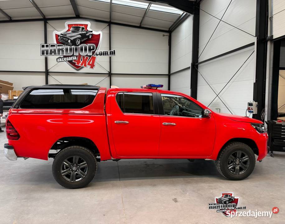 Zabudowa paki PREMIUM 4x4 HARDTOP Venture TOYOTA