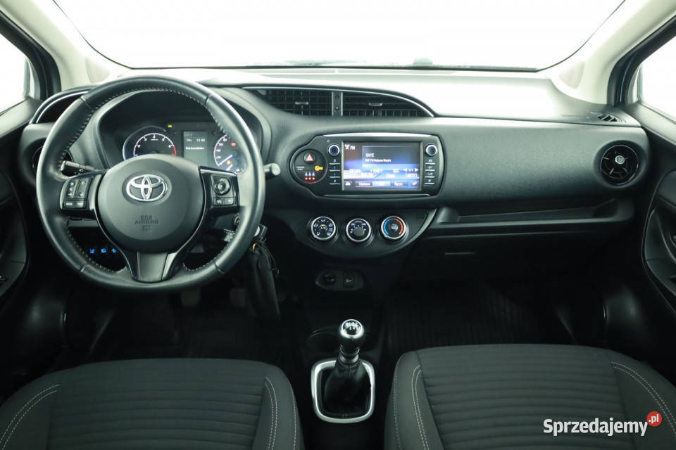 Toyota Yaris 15 Dual VVTi Hatchback mazowieckie Piaseczno
