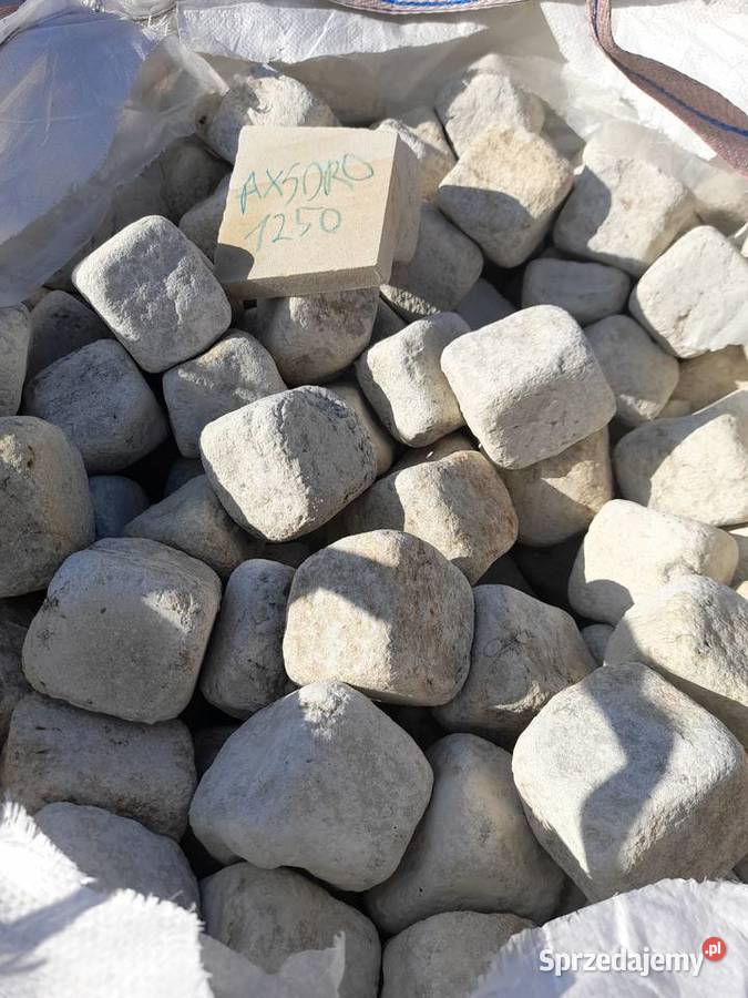 Kostka Piaskowiec Żółty łupana otaczana 8x11 Sieradz