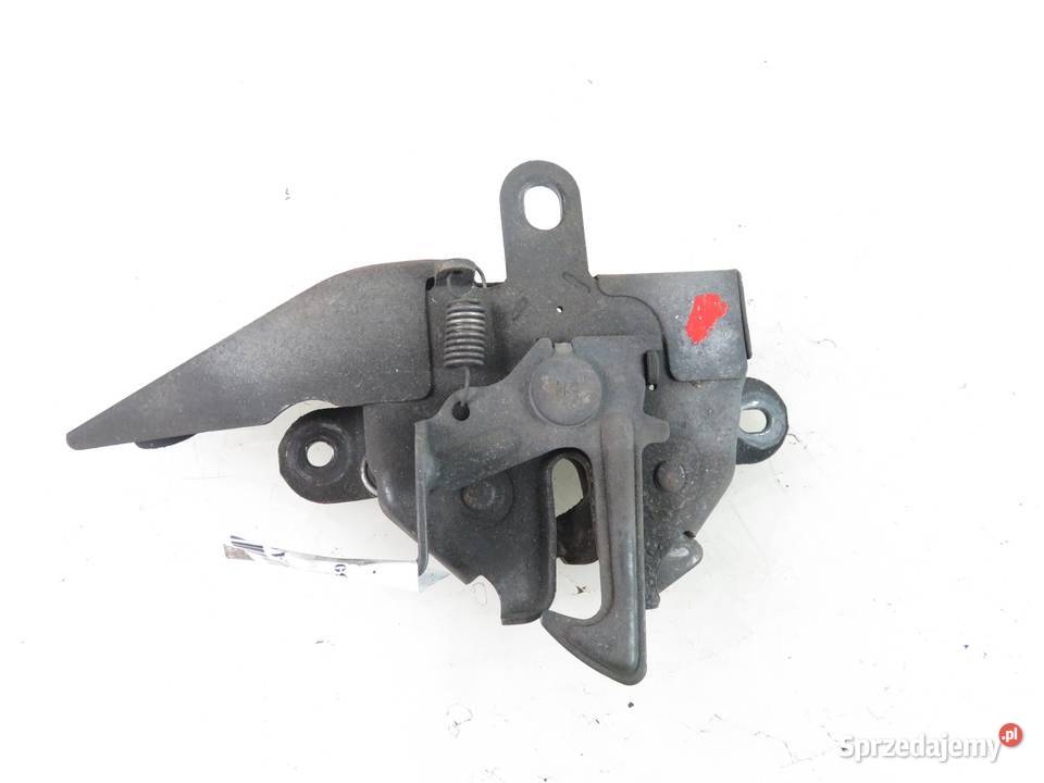 ZAMEK MASKI TOYOTA PREVIA II