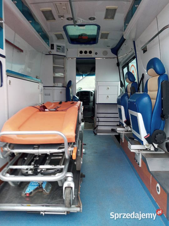 ambulans karetka biały lubuskie Drągowina sprzedam