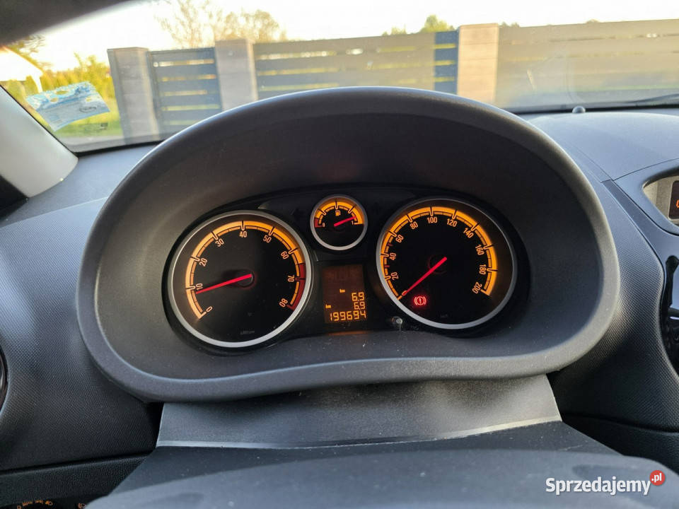 Opel Corsa 14 16V benzyna 5drzwi KLIMA bogate