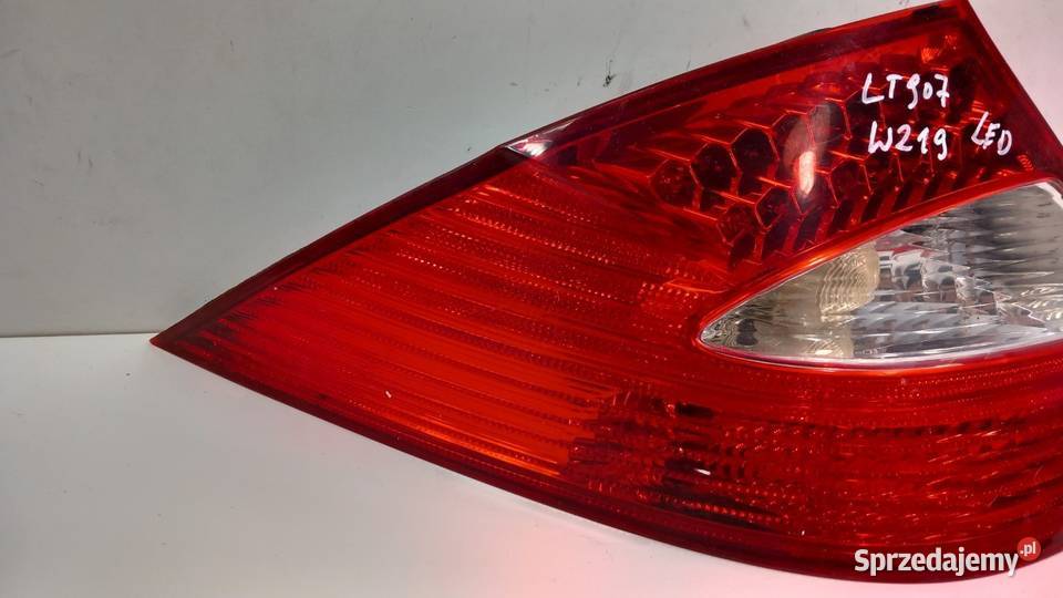 MERCEDES CLS W219 SEDAN LAMPA TYŁ LEWA LED Zbierkowo