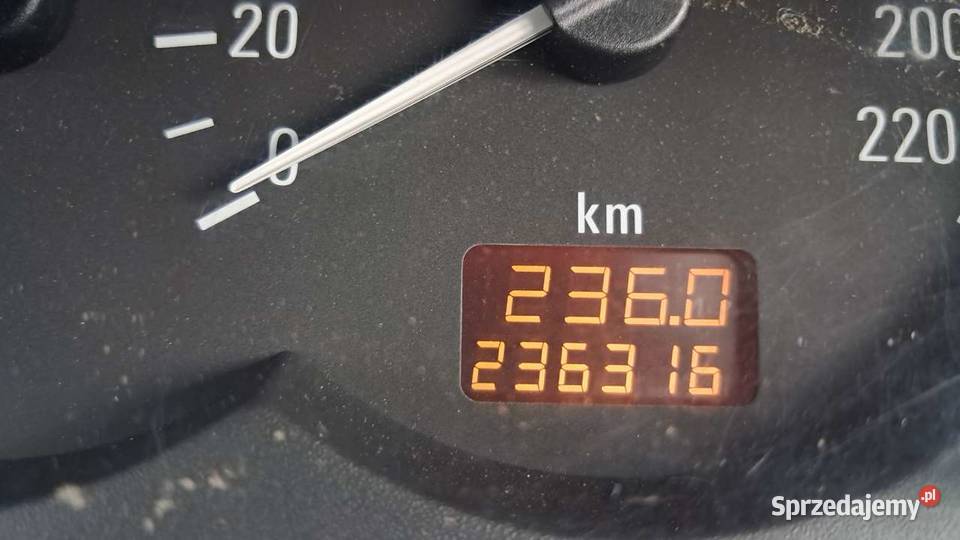 Sprzedam Opel Corsa 12 lpg elektryczne szyby Stronie