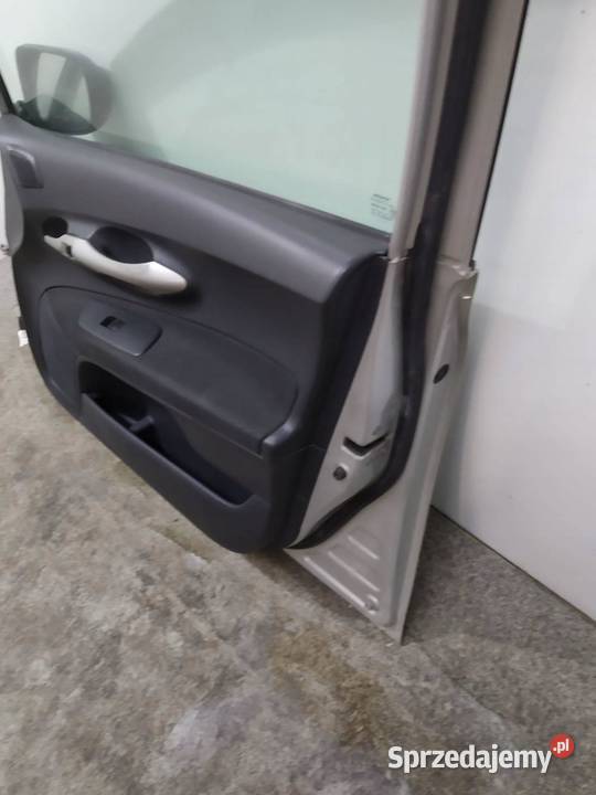 DRZWI PRAWY PRZÓD Toyota Auris I 20062012