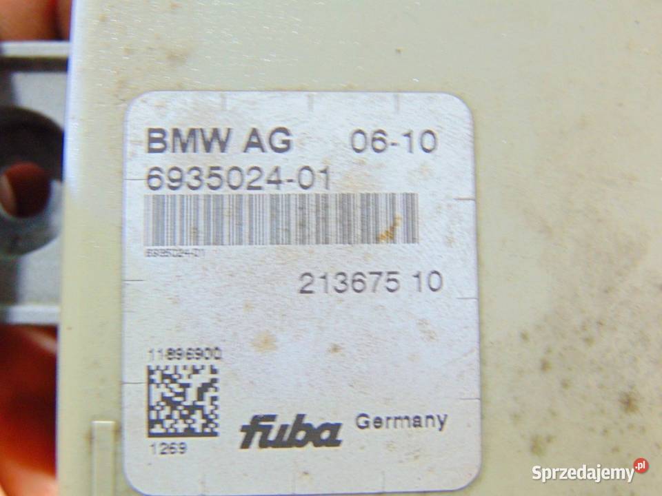 WZMACNIACZ ANTENY BMW F10 6935024 Panele sterowania, przełączniki