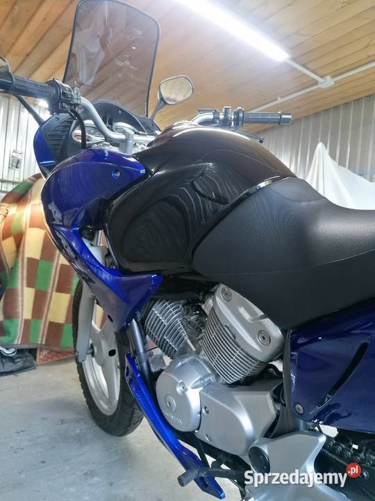 Honda varadero 125 stan 125cm3 Dubielno sprzedam