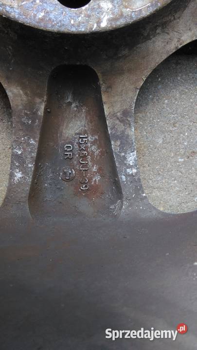 Felgi aluminiowe 15 Toyota 15x6JJ ET39 5x100 4 Klimontów
