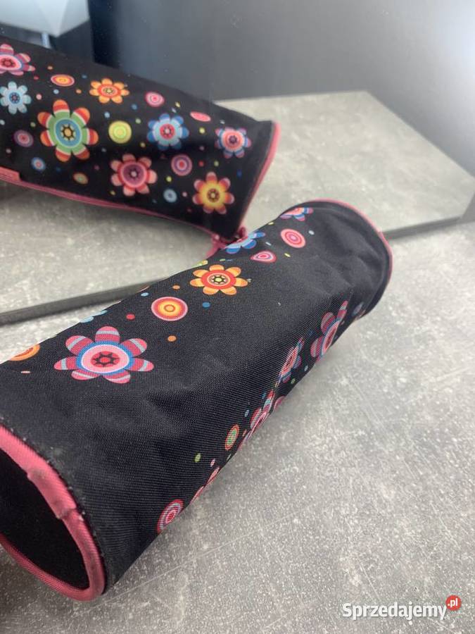 Piórnik kwiatki HIT jedna komora tuba Jasło sprzedam