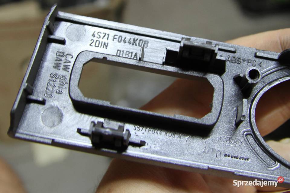 RAMKA FORD MONDEO MK3 4S71F044K08 Wiązowna