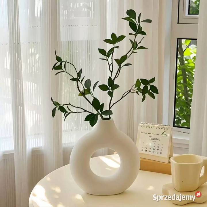 Ceramiczny wazon na kwiaty Stolik biurkowy w Janki