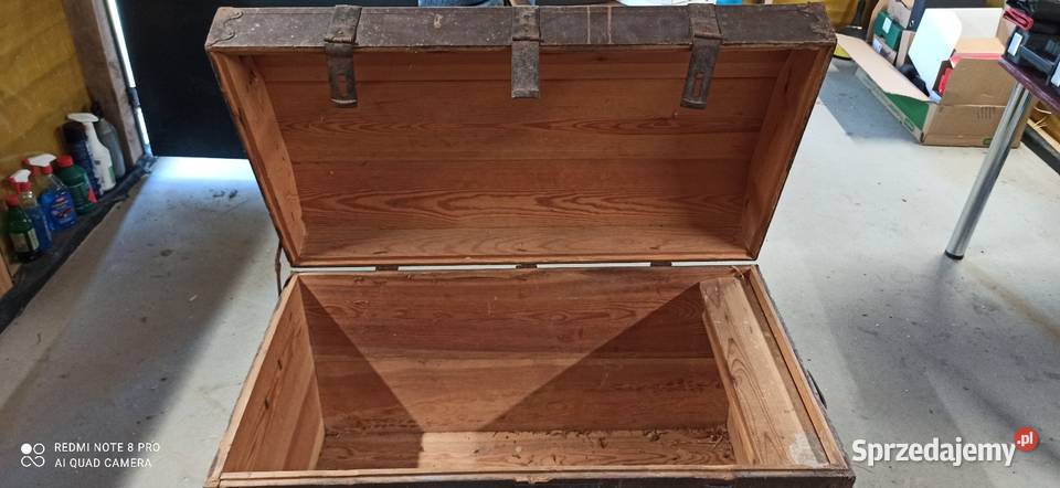 Kufer zabytkowy Lubartów