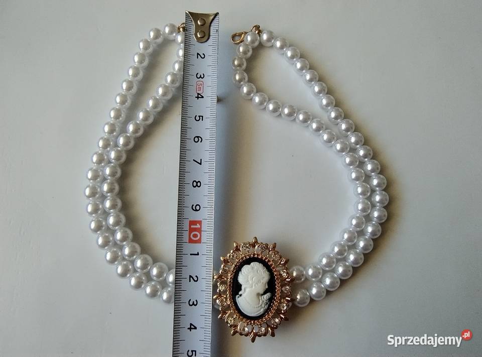 Naszyjniki i bransoletki