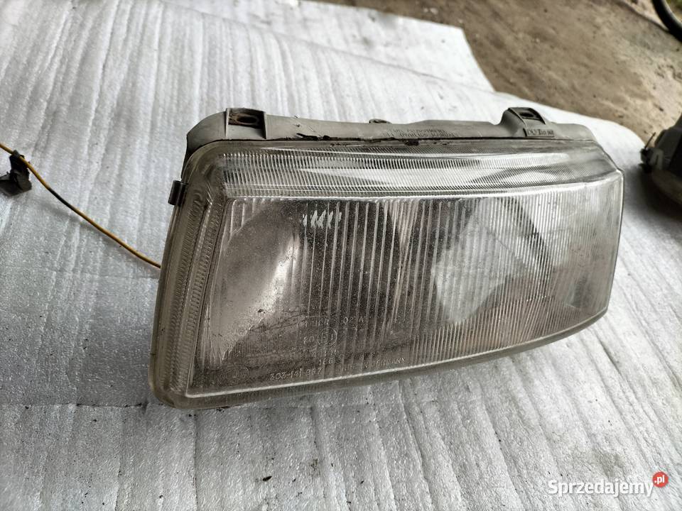 Passat B4 LAMPA PRZÓD PRZEDNIA LEWA lubelskie Kamień-Kolonia